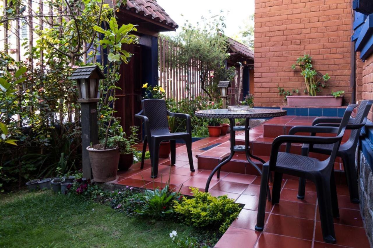 Casa Del Arupo B&B Кито Экстерьер фото